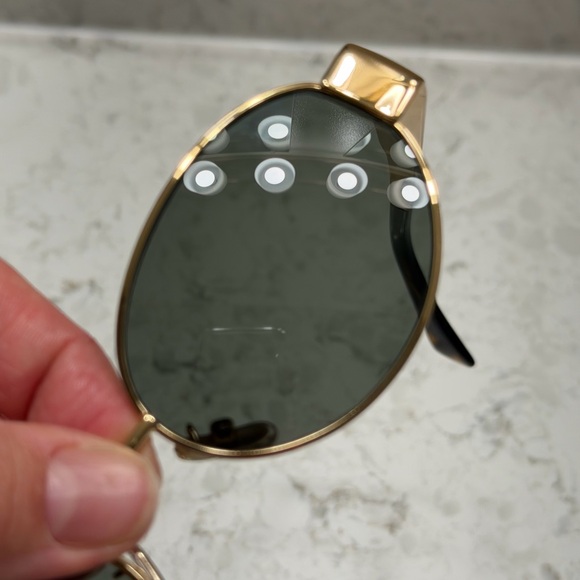 NEW Celine Women's Triomphe Metal CL40235U Sunglasses Shiny Endura Gold / Green - Picture 5 of 7